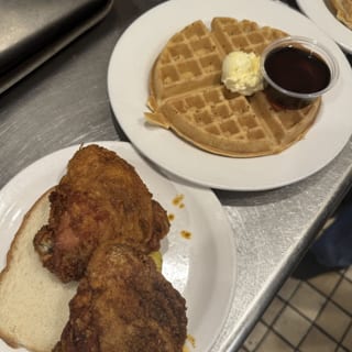 Fried Chicken & Waffle Plate