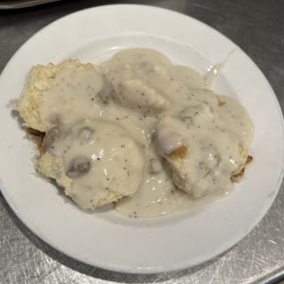 Biscuits & Gravy Full